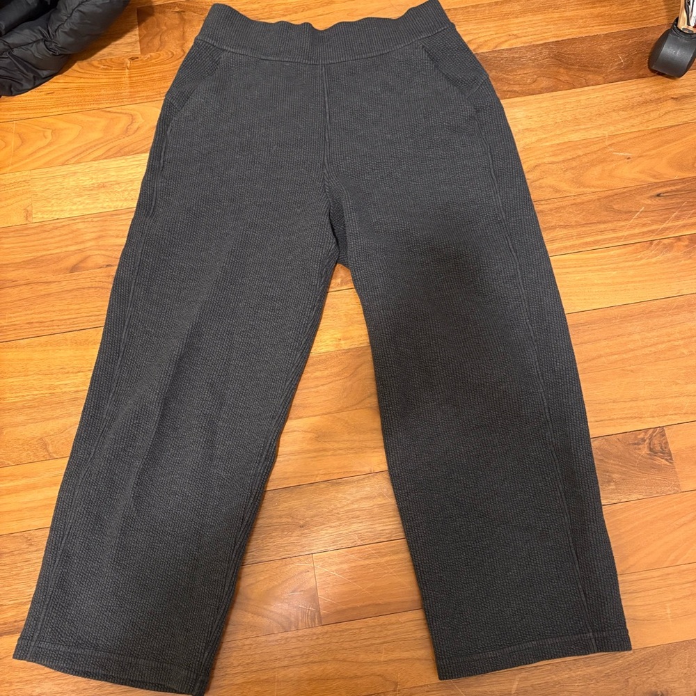 Lululemon Athletica Black Casual Bottoms